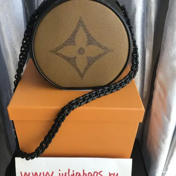 VUITTON BOURSICOT BC LOUIS 0521